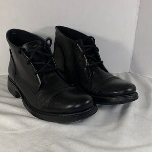 Clarks Black Leather Men's Chukka Boots